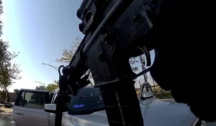 TIROTEIO: AGENTE DA FRONTEIRA DISPARA CINCO VEZES