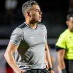 Jair Ventura Expressa Frustração pela Ausência de Diego Tarzia no Campeonato Baiano