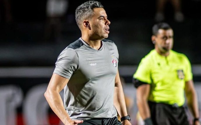 Jair Ventura Expressa Frustração pela Ausência de Diego Tarzia no Campeonato Baiano