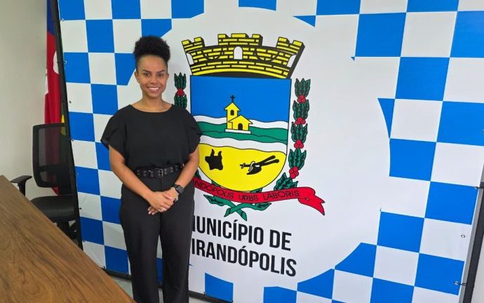 JESSICA SOARES: TRAJETÓRIA NO SERVIÇO PÚBLICO