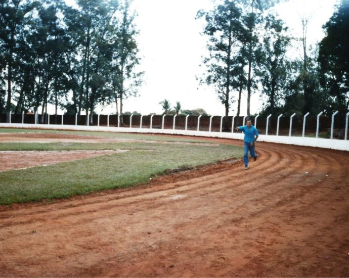 INVESTIMENTO PÚBLICO NO ESTÁDIO VALDOMIRO MOREIRA AGUIAR INVESTIMENTO PÚBLICO NO ESTÁDIO VALDOMIRO MOREIRA AGUIAR