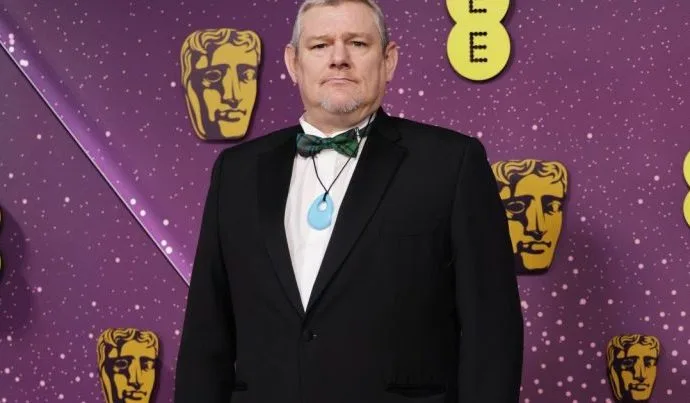 Controvérsia no Bafta 2026: Ativista John Davidson e a Síndrome de Tourette Controvérsia no Bafta 2026: Ativista John Davidson e a Síndrome de Tourette