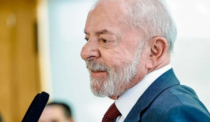 VETO A PENDURICALHOS: O IMPACTO NA ADMINISTRAÇÃO PÚBLICA