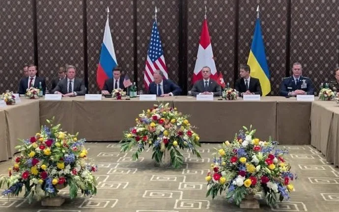 NEGOCIAÇÕES DE PAZ ENTRE RÚSSIA, UCRÂNIA E EUA NEGOCIAÇÕES DE PAZ ENTRE RÚSSIA, UCRÂNIA E EUA