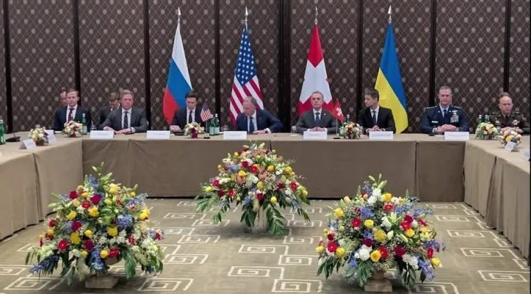 NEGOCIAÇÕES DE PAZ ENTRE RÚSSIA, UCRÂNIA E EUA