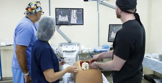 NEUROCIRURGIA: INOVAÇÕES QUE TRANSFORMAM O BRASIL