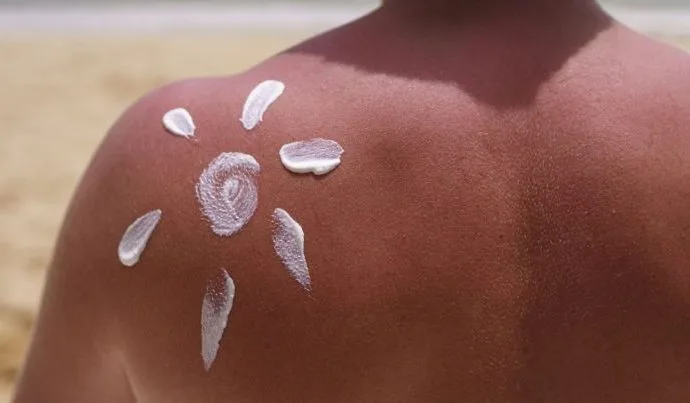 Essenciais de Verão: 7 Produtos Indispensáveis para Proteger sua Pele e Cabelos