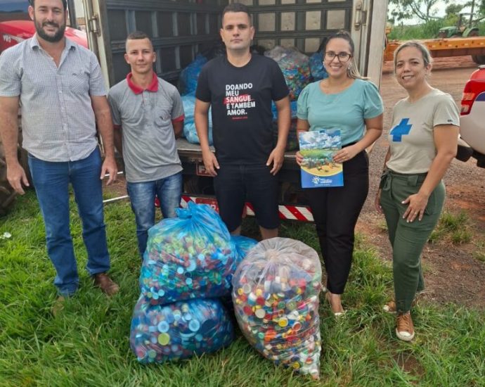 TAMPINHAS PLÁSTICAS: SOLIDARIEDADE EM CASTILHO