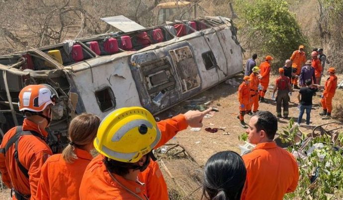 ACIDENTE COM ÔNIBUS: ROMEIROS FERIDOS RECEBEM ALTA