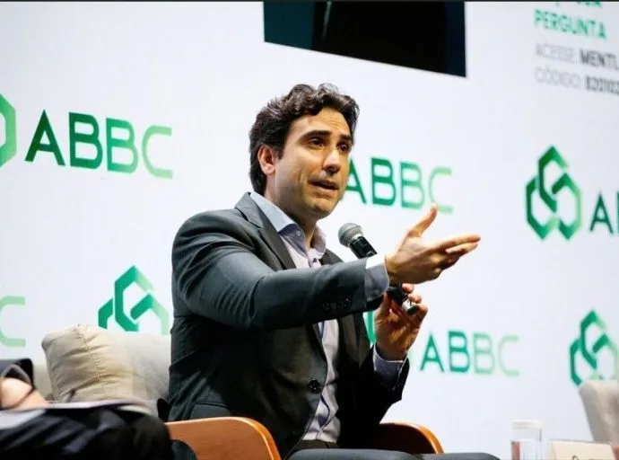 AUTONOMIA DO BANCO CENTRAL: GALÍPOLO E O CASO MASTER