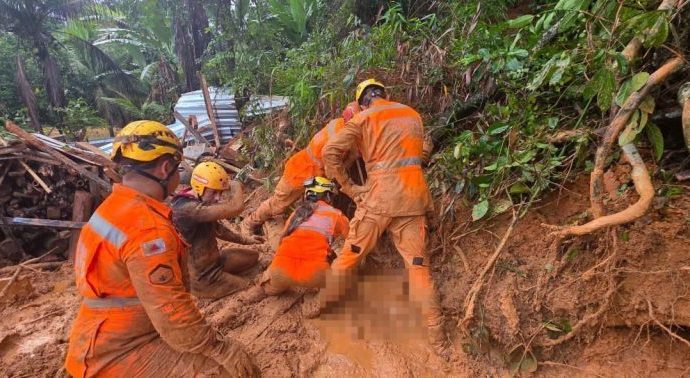DESLIZAMENTO DE TERRA: RISCOS E PREVENÇÃO EM MG