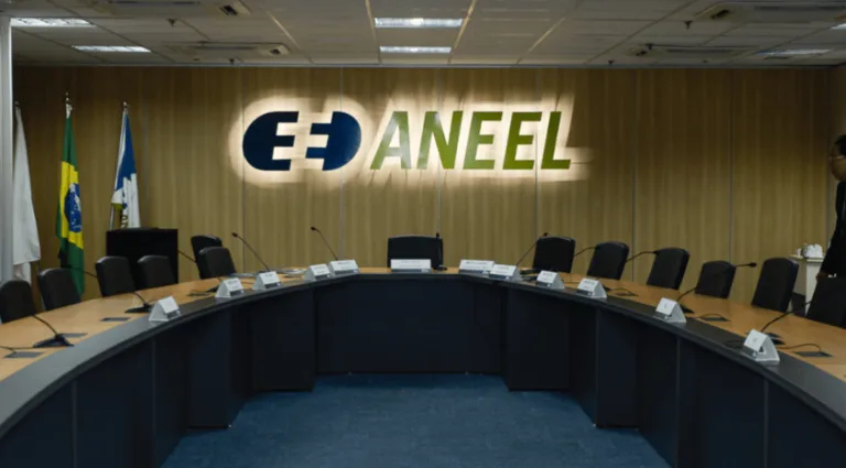 ANEEL RELATA INSUFICIÊNCIA DA ENEL DURANTE TEMPORAIS