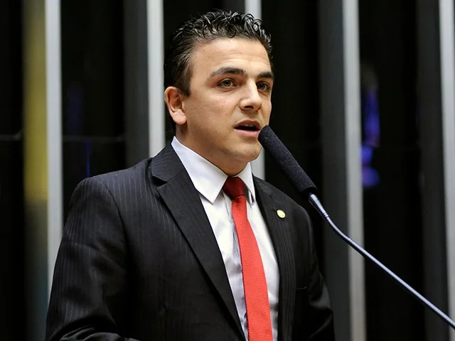 Nova Legislação Antifacção Fortalece Proteção nas Periferias, Afirma Líder do PV