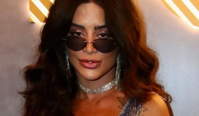 LIFTING FACIAL: A NOVA APARÊNCIA DE ALINE CAMPOS NO CARNAVAL