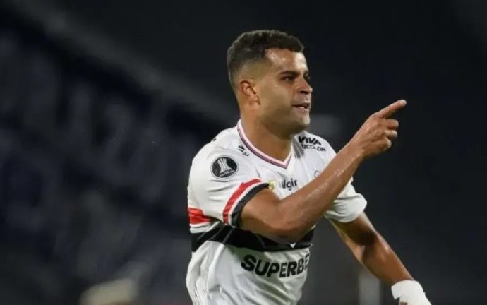 Bastidores da Negociação de Alisson: Rui Costa Explica o Desfecho com o Corinthians