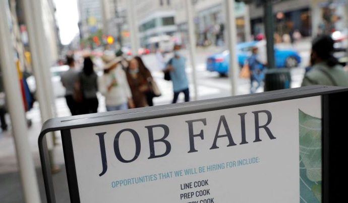 EMPREGOS NOS EUA: 100% PARA NORTE-AMERICANOS