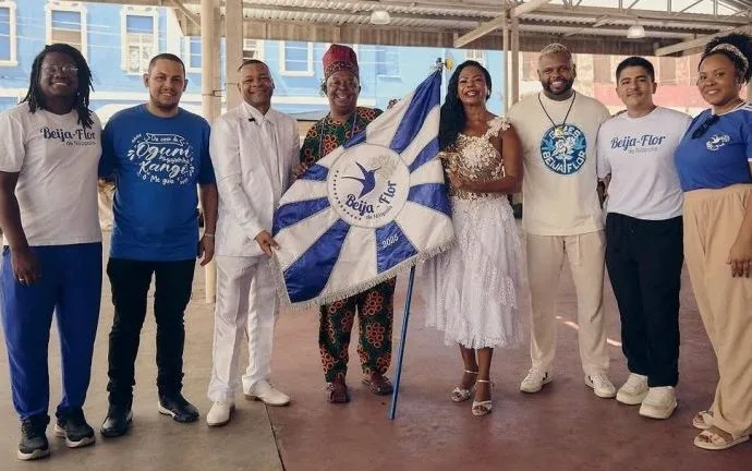 BEMBÉ DO MERCADO: A CELEBRAÇÃO DO CANDOMBLÉ NO SAMBÓDROMO