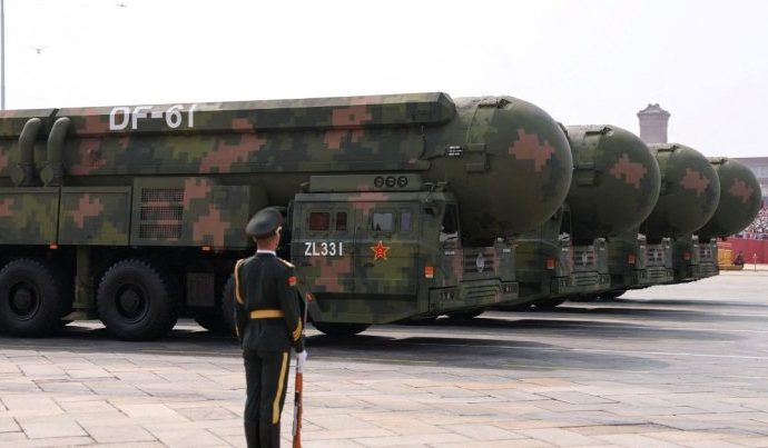 EUA Afirmam que China Está Avançando em seu Programa Nuclear