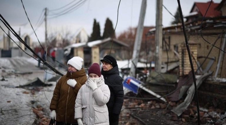 Quatro Anos de Conflito na Ucrânia: Um Chamado à Paz