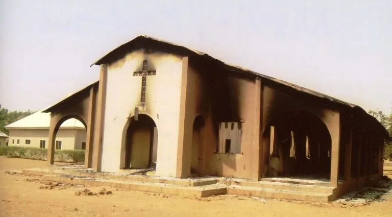 Violência Religiosa na Nigéria: Ataques a Igrejas em 2026