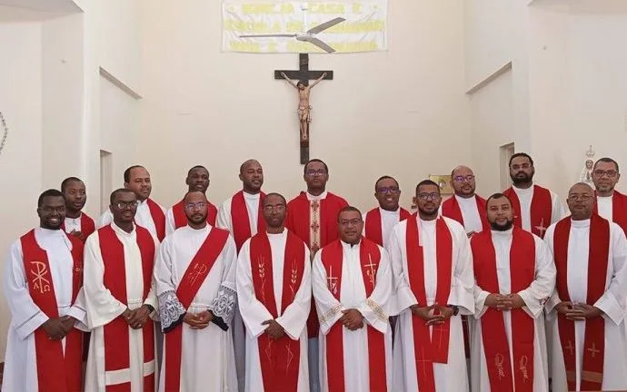 CLERO DIOCESANO DE MINDELO: ENCONTRO DE FORMAÇÃO