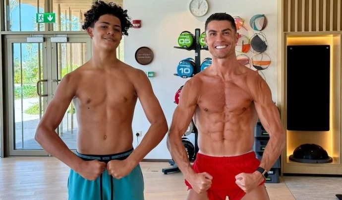 CRISTIANO RONALDO: EVOLUÇÃO DO CRAQUE PORTUGUÊS ANO A ANO