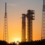 FOGUETE DA SPACEX LEVA ASTRONAUTAS À ISS COM SUCESSO