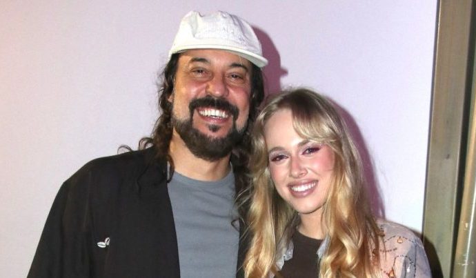 CARNAVAL: GABRIEL O PENSADOR E GABRIELA VICENTE CURTEM A FESTA CARNAVAL: GABRIEL O PENSADOR E GABRIELA VICENTE CURTEM A FESTA