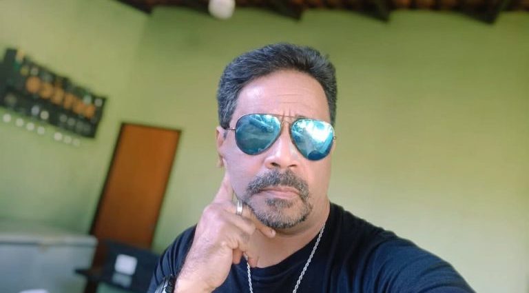 Reflexões sobre o Fim de um Ciclo: A Jornada da Aceitação Reflexões sobre o Fim de um Ciclo: A Jornada da Aceitação