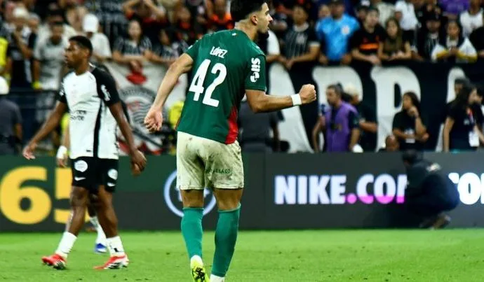PALMEIRAS VENCE CORINTHIANS COM GOL DE FLACO PALMEIRAS VENCE CORINTHIANS COM GOL DE FLACO