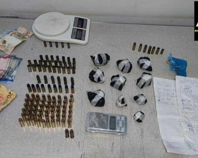 TRÁFICO DE DROGAS EM PEREIRA BARRETO: PRISÕES E APREENSÕES TRÁFICO DE DROGAS EM PEREIRA BARRETO: PRISÕES E APREENSÕES