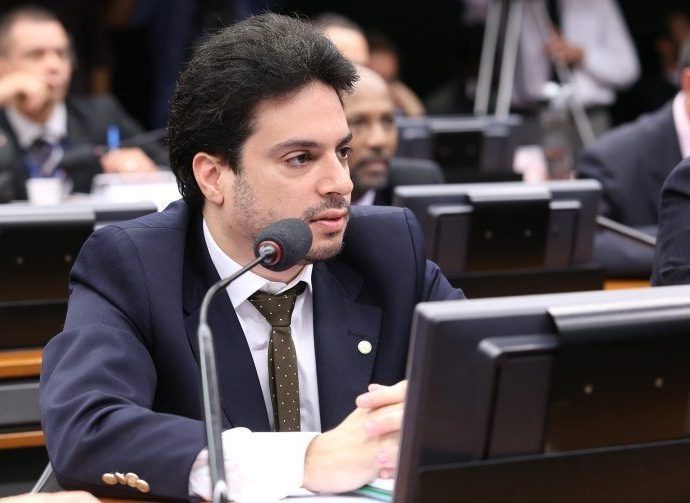 VINICIUS GURGEL: OPERAÇÃO DA PF NO AMAPÁ REVELA DESVIOS VINICIUS GURGEL: OPERAÇÃO DA PF NO AMAPÁ REVELA DESVIOS