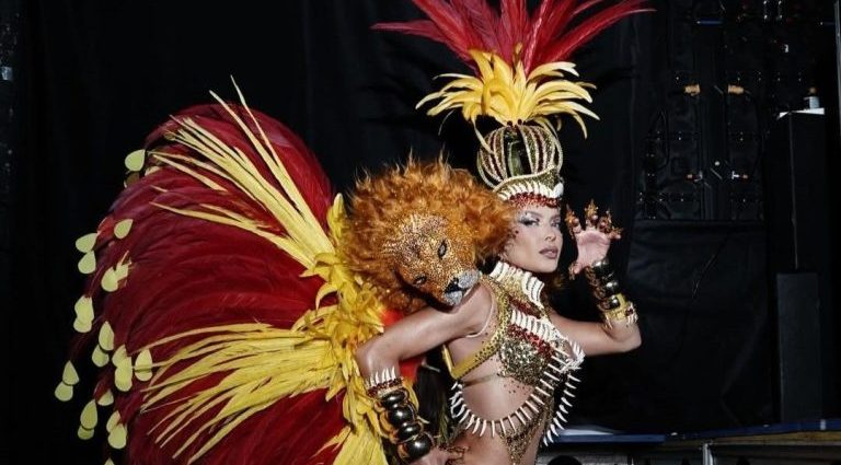 JAQUELLINE GROHALSKI: FANTASIA E O MISTÉRIO DO MAU OLHADO