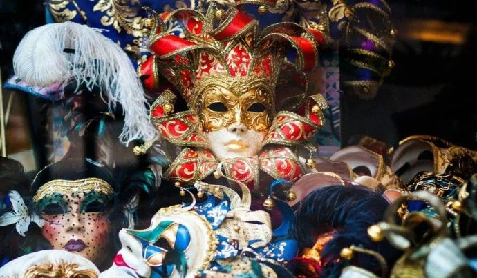 CARNAVAL NO MUNDO: FESTAS INCRÍVEIS FORA DO BRASIL