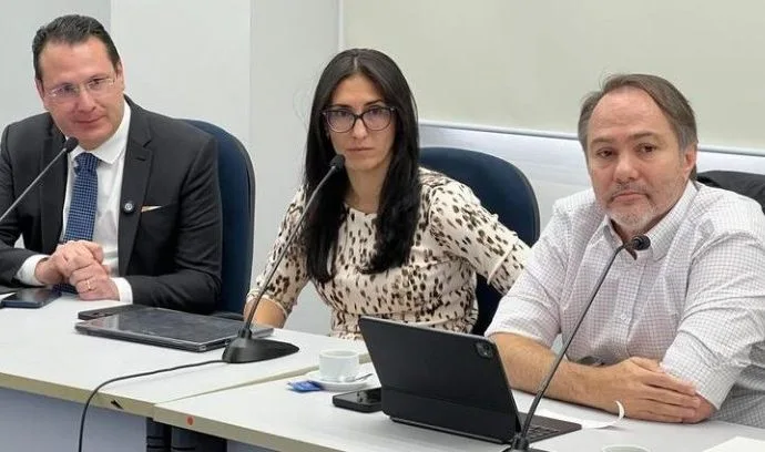REVISÃO DE CONTAS DE ÁGUA NO VALE DO PARAÍBA