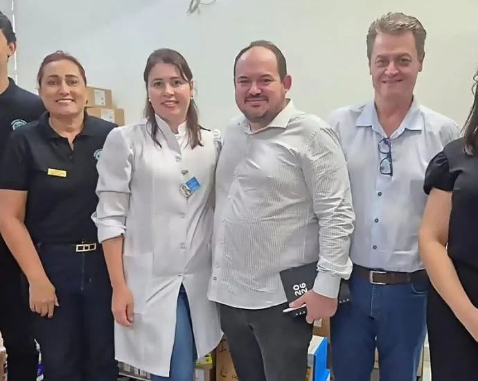 CENTRO DE DISTRIBUIÇÃO DE MEDICAMENTOS: VANTAGENS PARA A SAÚDE