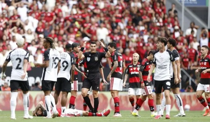 SUPERCOPA: CBF EXPLICA EXPULSÃO DE CARRASCAL E VAR SUPERCOPA: CBF EXPLICA EXPULSÃO DE CARRASCAL E VAR