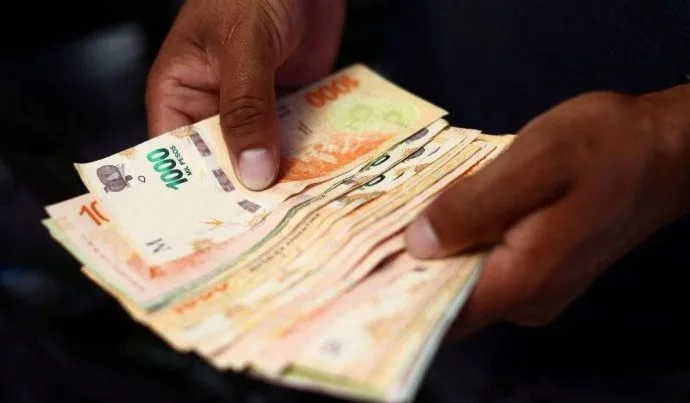 Aprovação da Reforma Trabalhista de Milei: Consequências e Reações