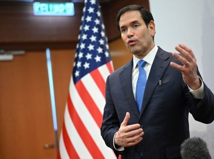 AMERICANOS E EUROPA: A UNIÃO QUE PERDURA AMERICANOS E EUROPA: A UNIÃO QUE PERDURA