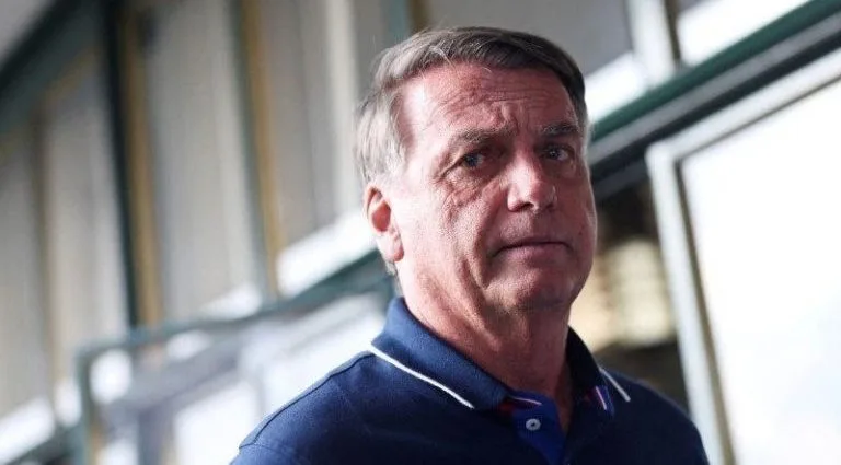 INVESTIGAÇÃO DE BOLSONARO: MPF ARQUIVA PEDIDO INVESTIGAÇÃO DE BOLSONARO: MPF ARQUIVA PEDIDO