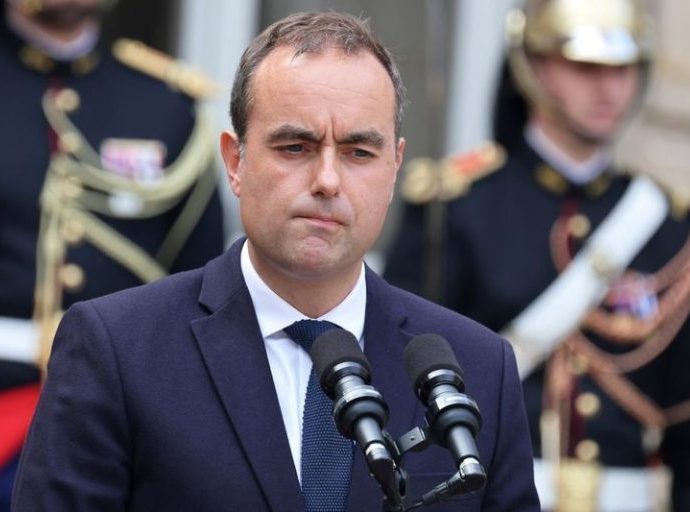 ORÇAMENTO DA FRANÇA: AGENDA DO PRIMEIRO-MINISTRO ORÇAMENTO DA FRANÇA: AGENDA DO PRIMEIRO-MINISTRO