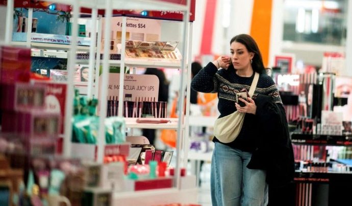 VENDAS NO VAREJO DOS EUA: ESTABILIDADE EM DEZEMBRO VENDAS NO VAREJO DOS EUA: ESTABILIDADE EM DEZEMBRO