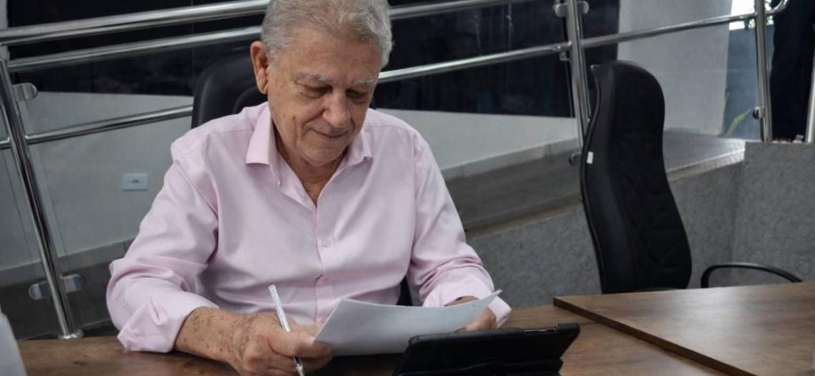 ECOPONTO NO IATE CLUBE URUBUPUNGÁ: BENEFÍCIOS PARA A COMUNIDADE ECOPONTO NO IATE CLUBE URUBUPUNGÁ: BENEFÍCIOS PARA A COMUNIDADE