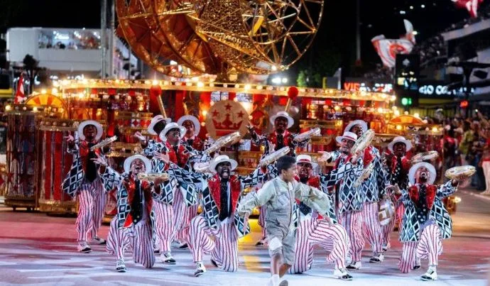 Viradouro Repetirá Desfile Vencedor em Niterói Após Triunfo no Carnaval 2026