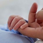 POBREZA AFETA DESENVOLVIMENTO MOTOR DE BEBÊS