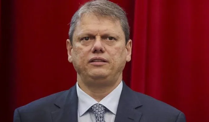Avaliação da Gestão de Tarcísio de Freitas Cresce em São Paulo, Atingindo 45% de Aprovação