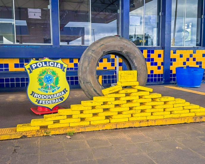 Ações da PRF no Combate ao Narcotráfico e ao Crime Organizado Ações da PRF no Combate ao Narcotráfico e ao Crime Organizado