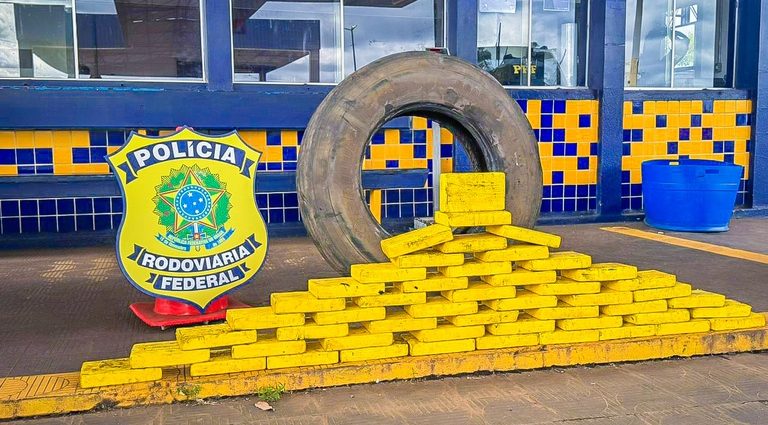 Ações da PRF no Combate ao Narcotráfico e ao Crime Organizado Ações da PRF no Combate ao Narcotráfico e ao Crime Organizado