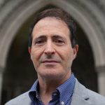 Caso de Difamação Envolvendo Editor da BBC e Jornalista Inicia no Tribunal do Reino Unido