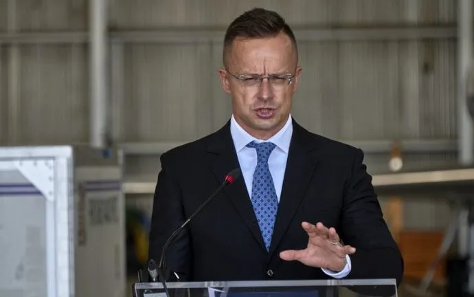 Hungria mantém oposição a ajuda à Ucrânia até reabertura do oleoduto Druzhba